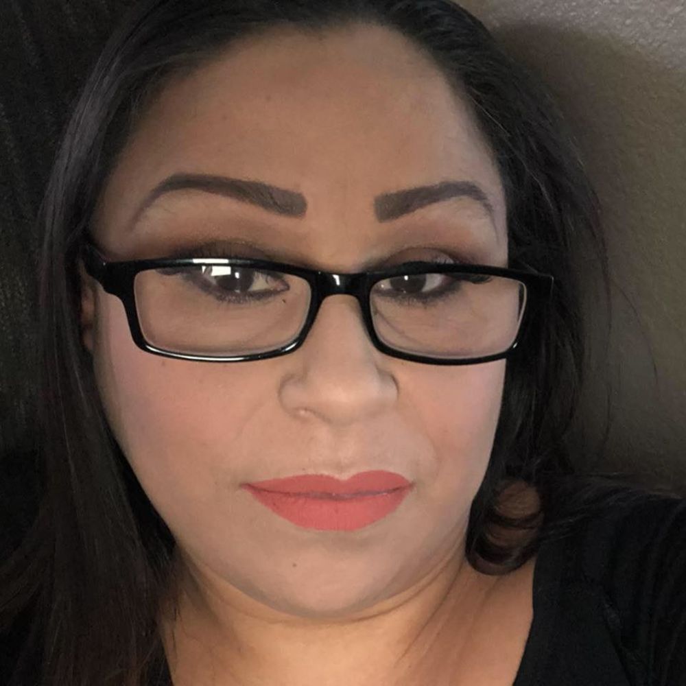 Meet your Posher, Adriana
